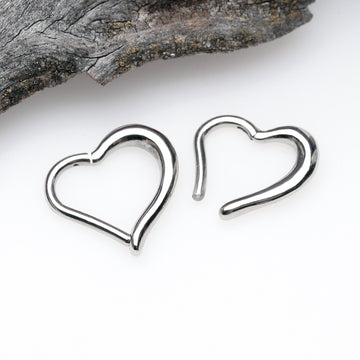 Detail View 1 of Luscious Heart Seamless Clicker Ring